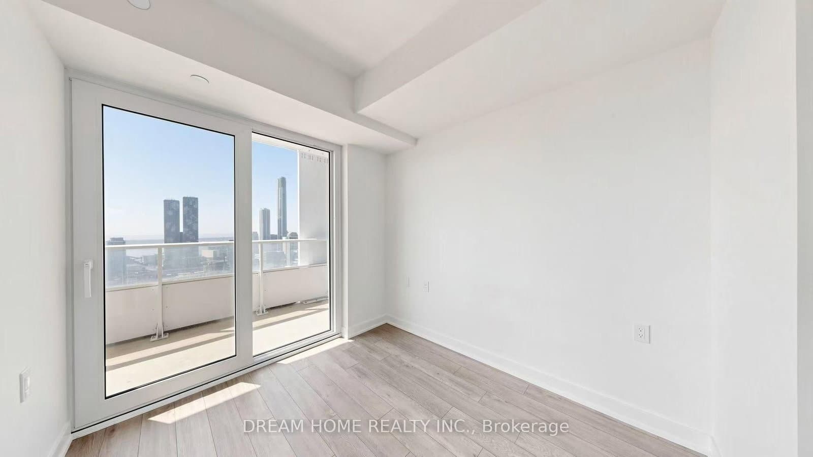 88 Queen Street E, Unit 4303 thumbnail 7
