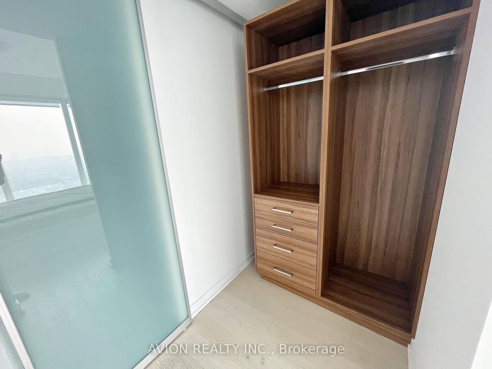 488 University Avenue, Unit 4711 thumbnail 12