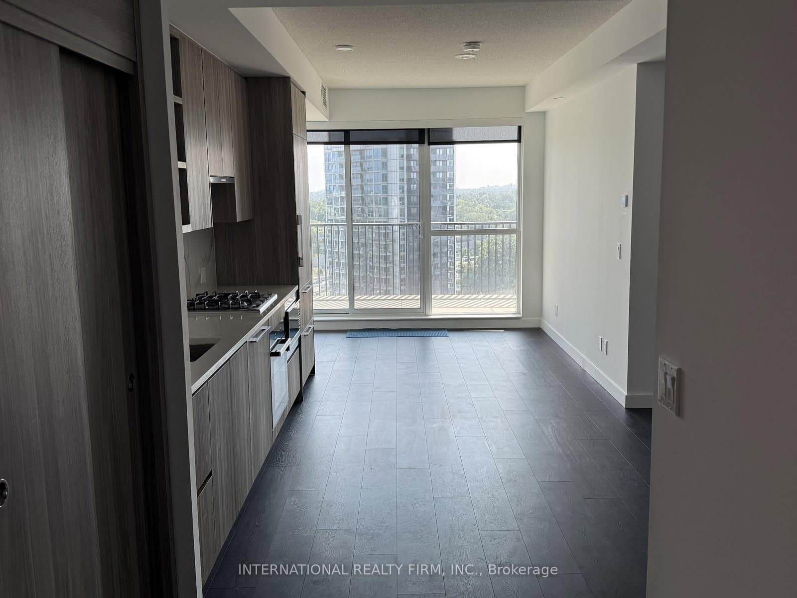 18 Esther Shiner Boulevard, Unit 1802 thumbnail 5