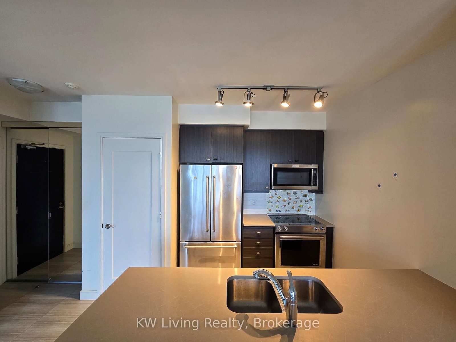 825 Church Street, Unit 2801 thumbnail 6