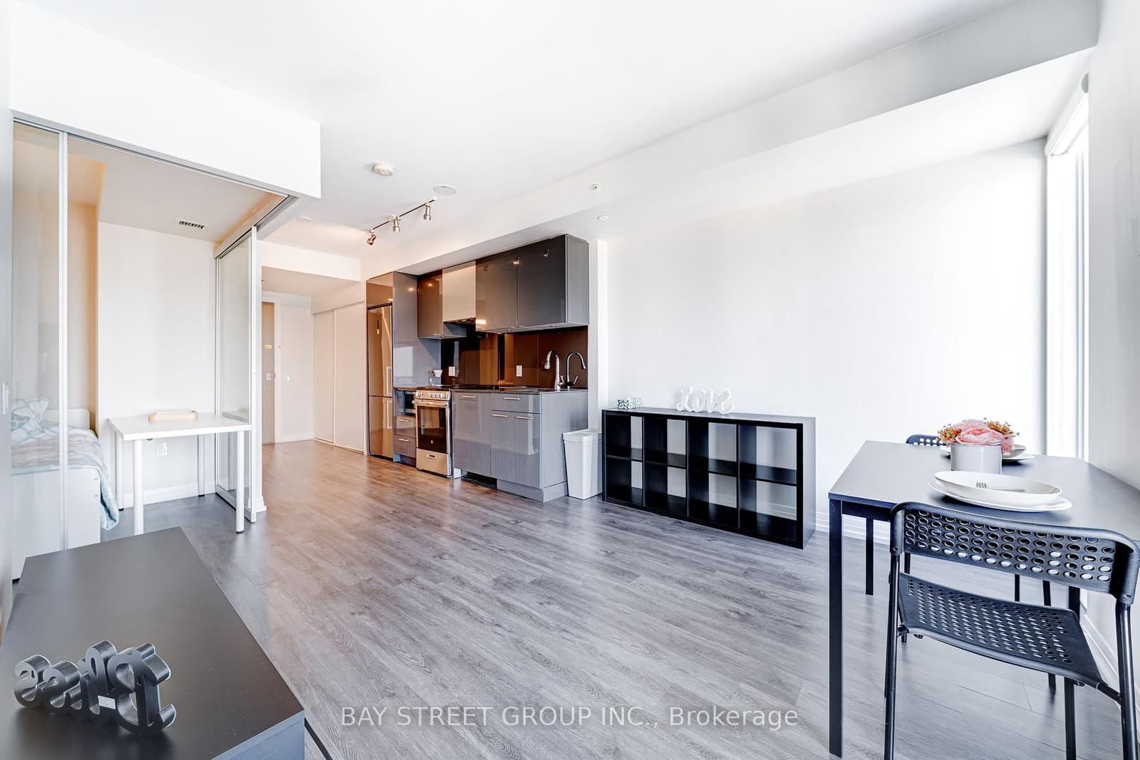 251 Jarvis Street, Unit 3809 thumbnail 14