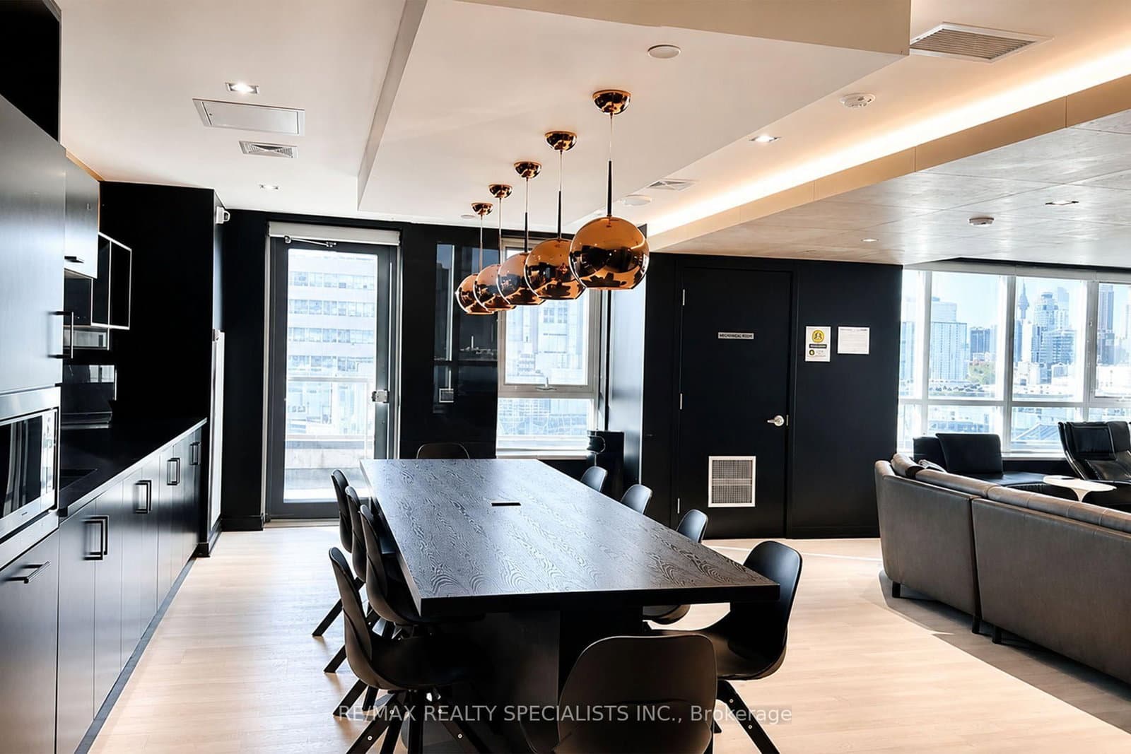 181 Huron Street, Unit 604 thumbnail 23