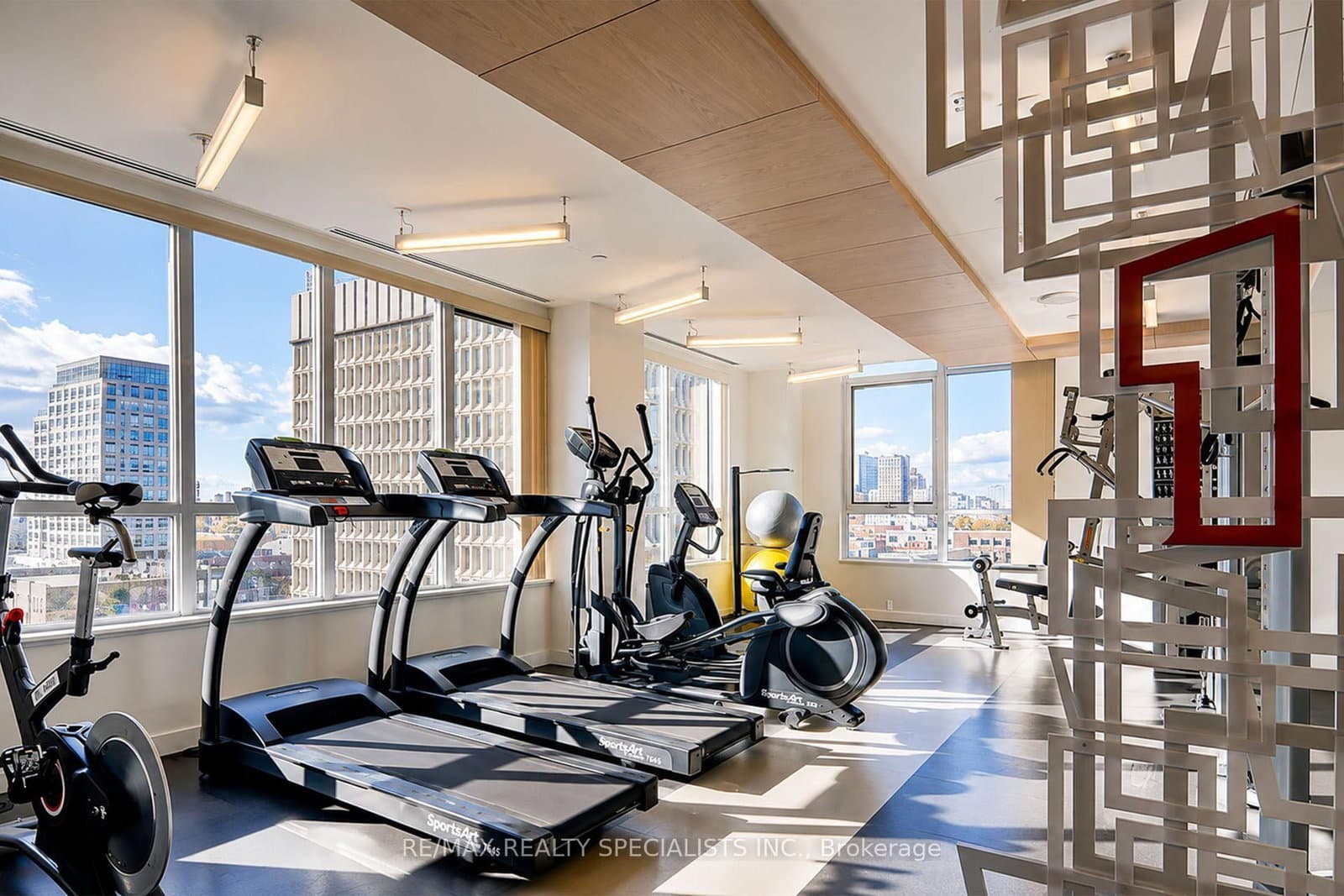 181 Huron Street, Unit 604 thumbnail 25