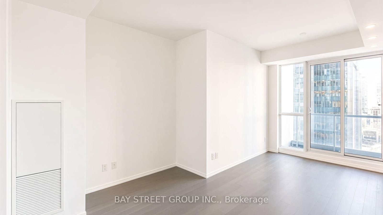 70 Temperance Street, Unit 2012 thumbnail 7