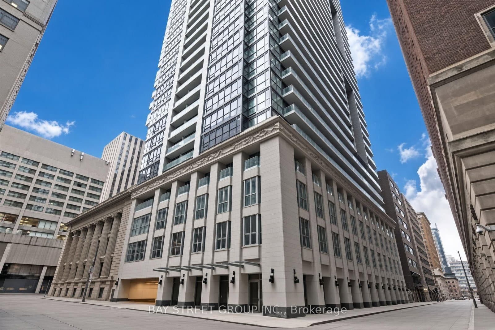 70 Temperance Street, Unit 2012 thumbnail 9