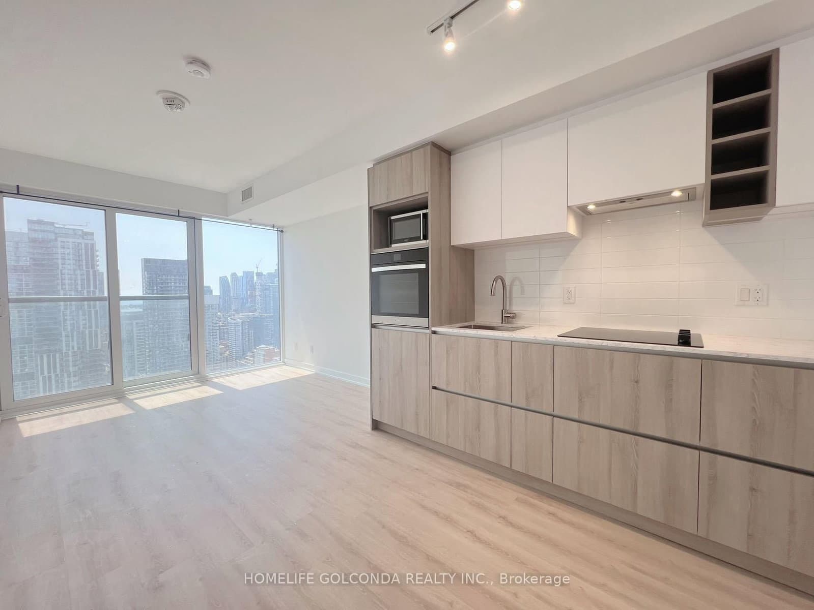319 Jarvis Street, Unit 4216 thumbnail 4