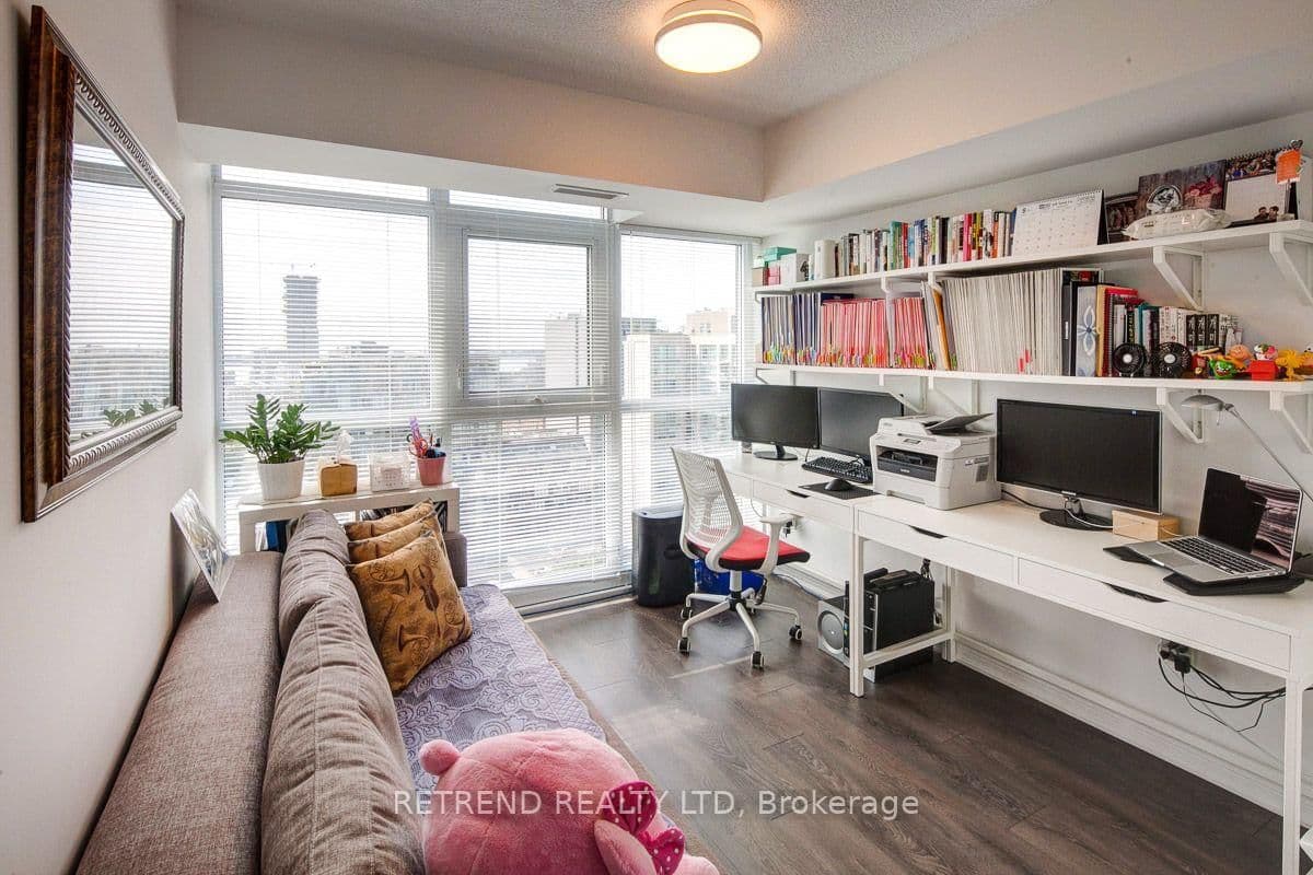 400 Adelaide Street E, Unit 2004 thumbnail 17
