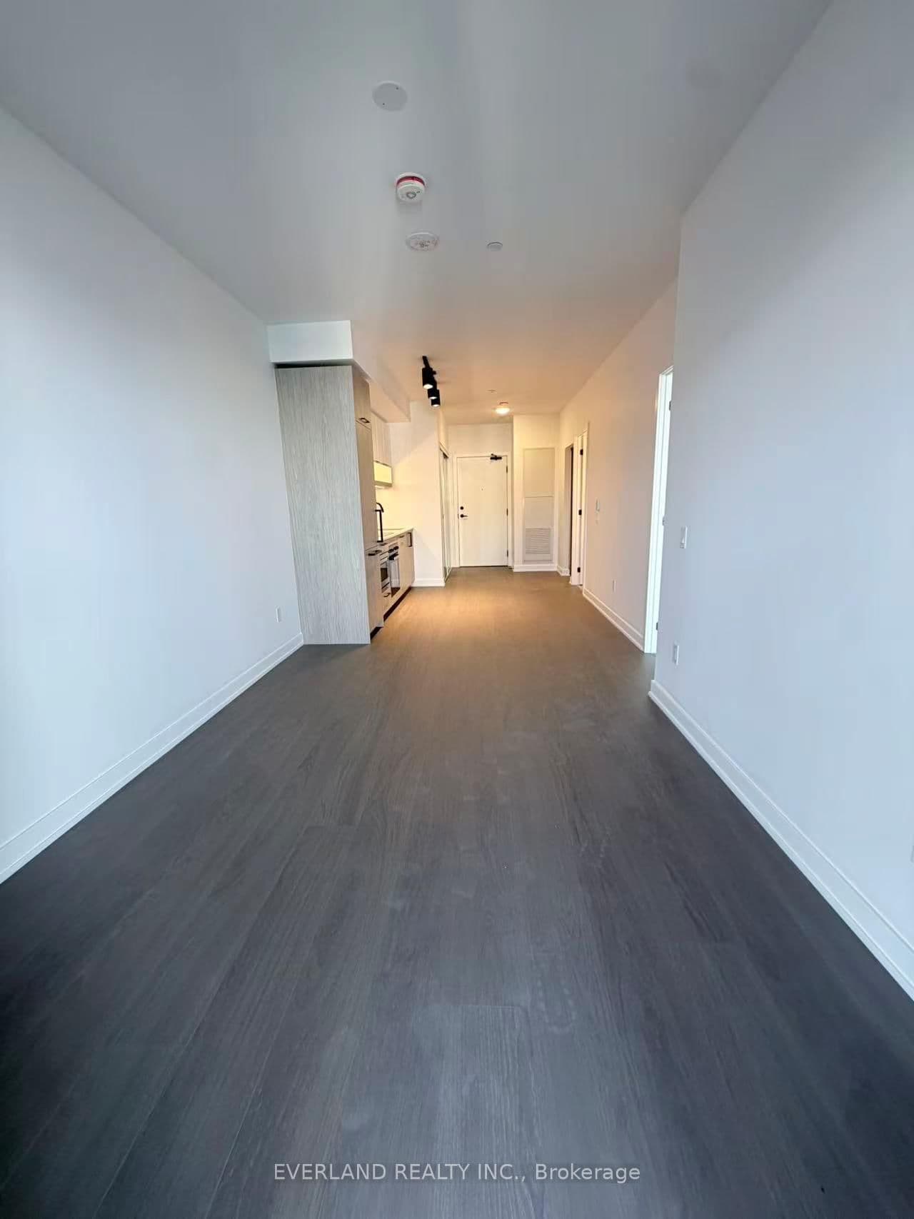 91 Montclair Avenue, Unit 717 thumbnail 6