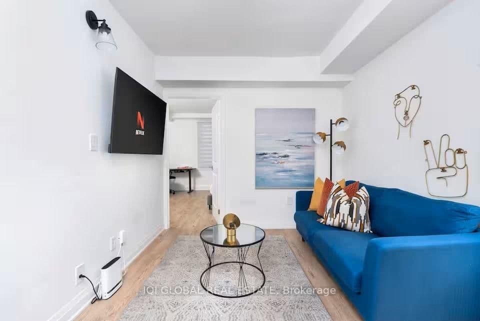525 Ossington Avenue, Unit 2nd Floor thumbnail 5