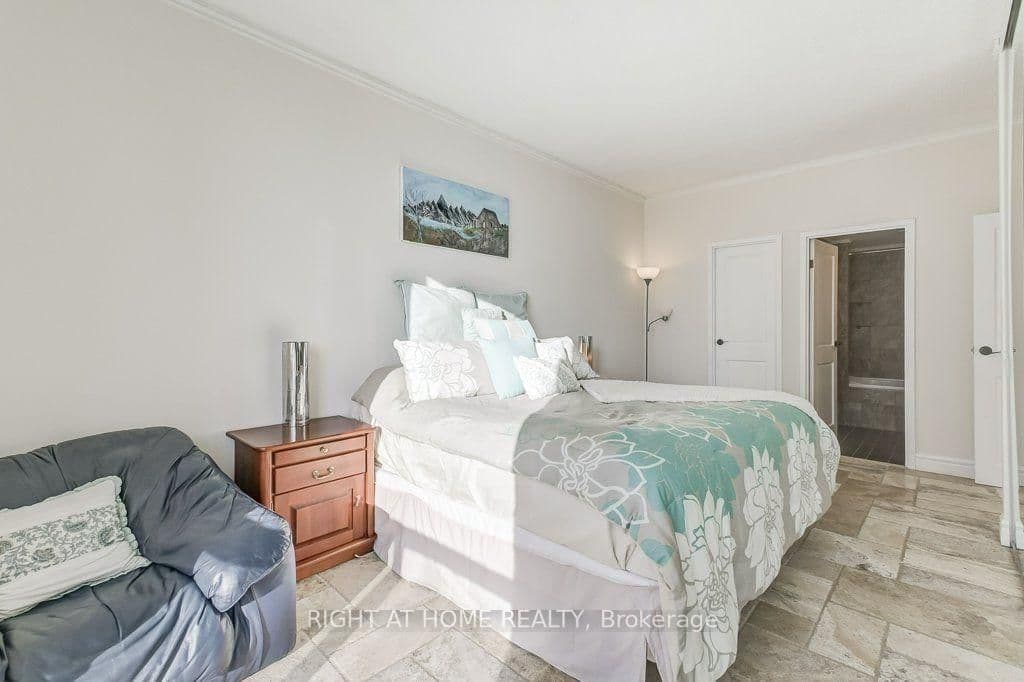25 Grenville Street, Unit PH2 thumbnail 25