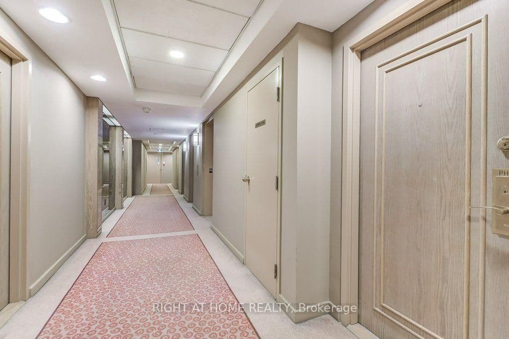 25 Grenville Street, Unit PH2 thumbnail 5