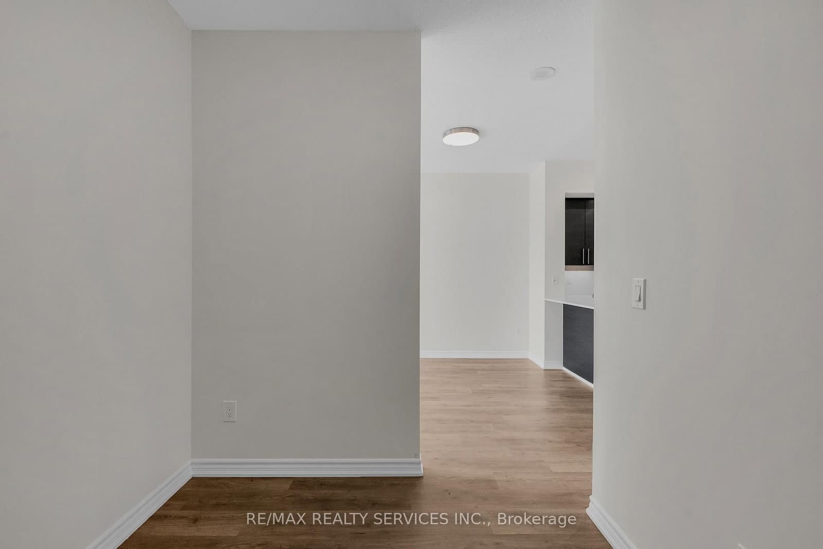 85 East Liberty Street, Unit 1802 thumbnail 23