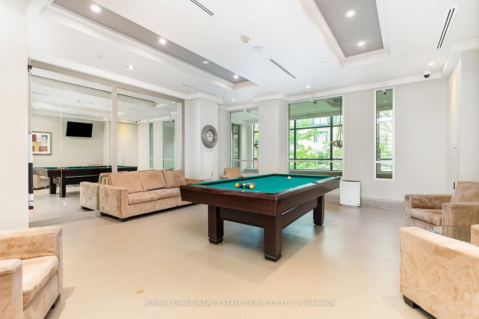 319 Merton Street E, Unit 1216 thumbnail 23