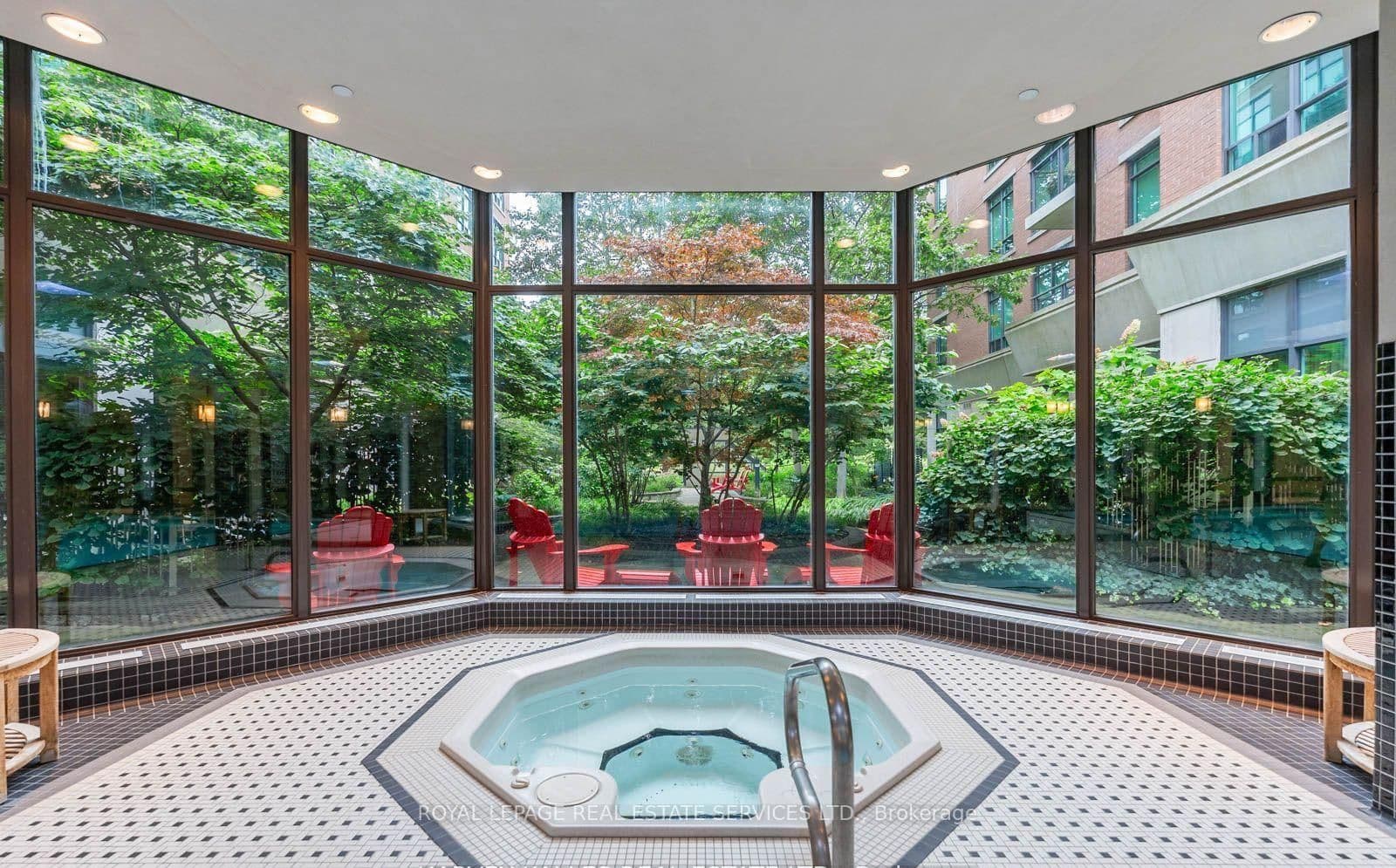 319 Merton Street E, Unit 1216 thumbnail 28