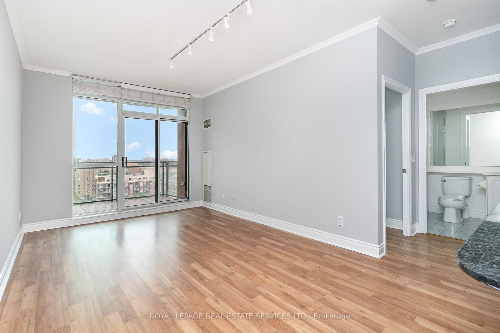 319 Merton Street E, Unit 1216 thumbnail 7