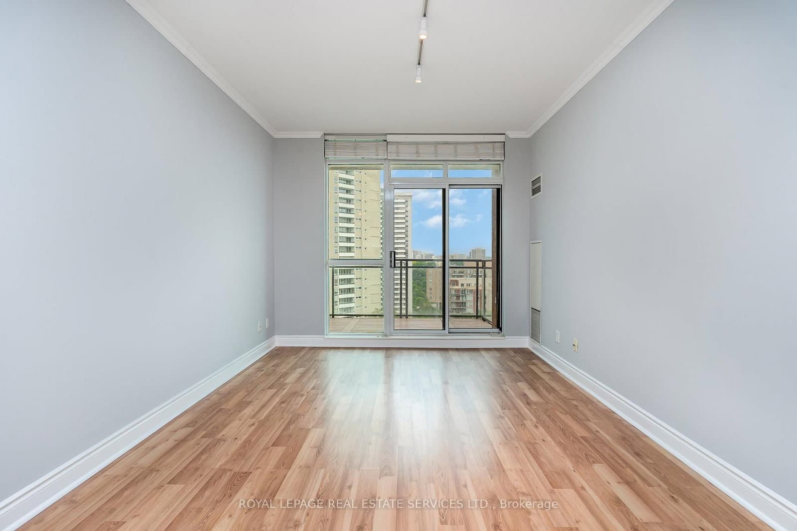 319 Merton Street E, Unit 1216 thumbnail 8