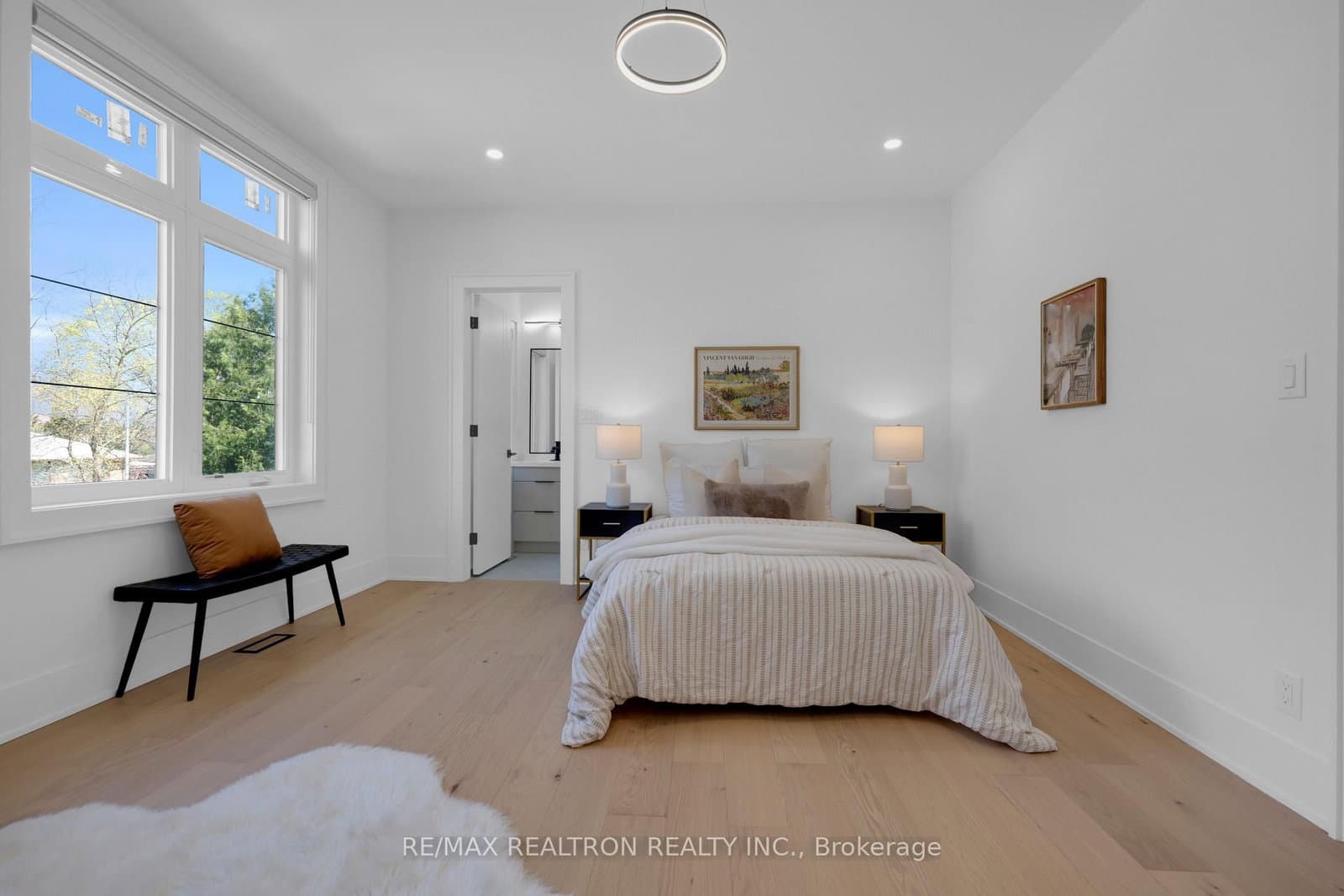 28 Ternhill Crescent thumbnail 37