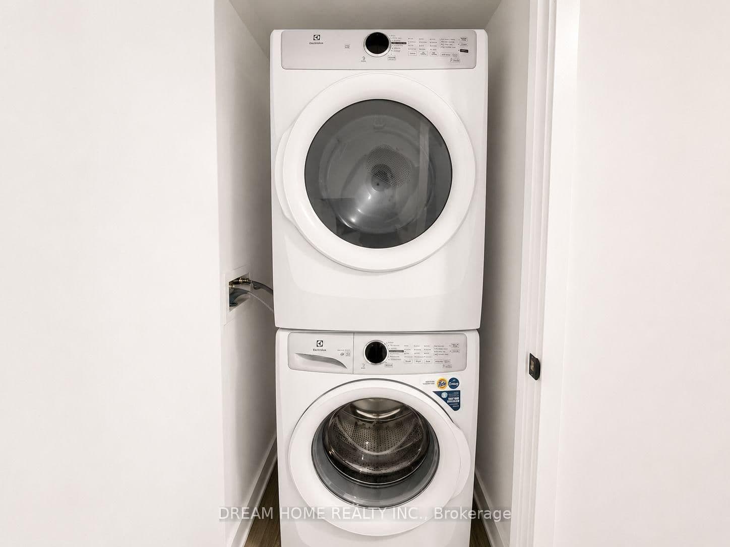 609 Sherbourne Street, Unit 1801 thumbnail 10