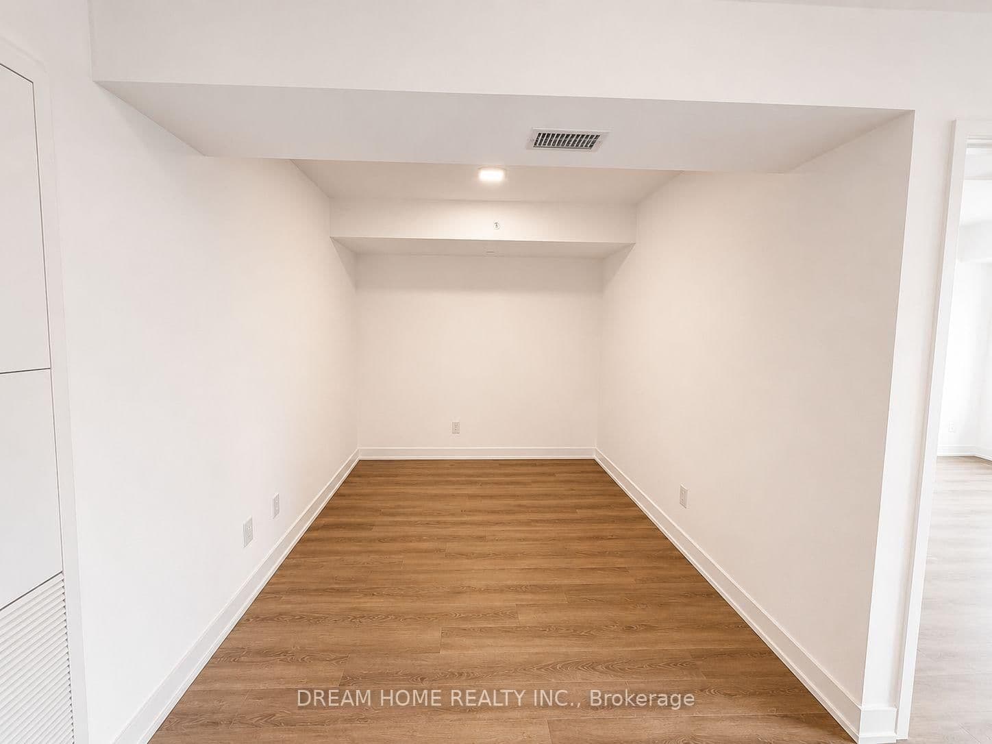 609 Sherbourne Street, Unit 1801 thumbnail 7