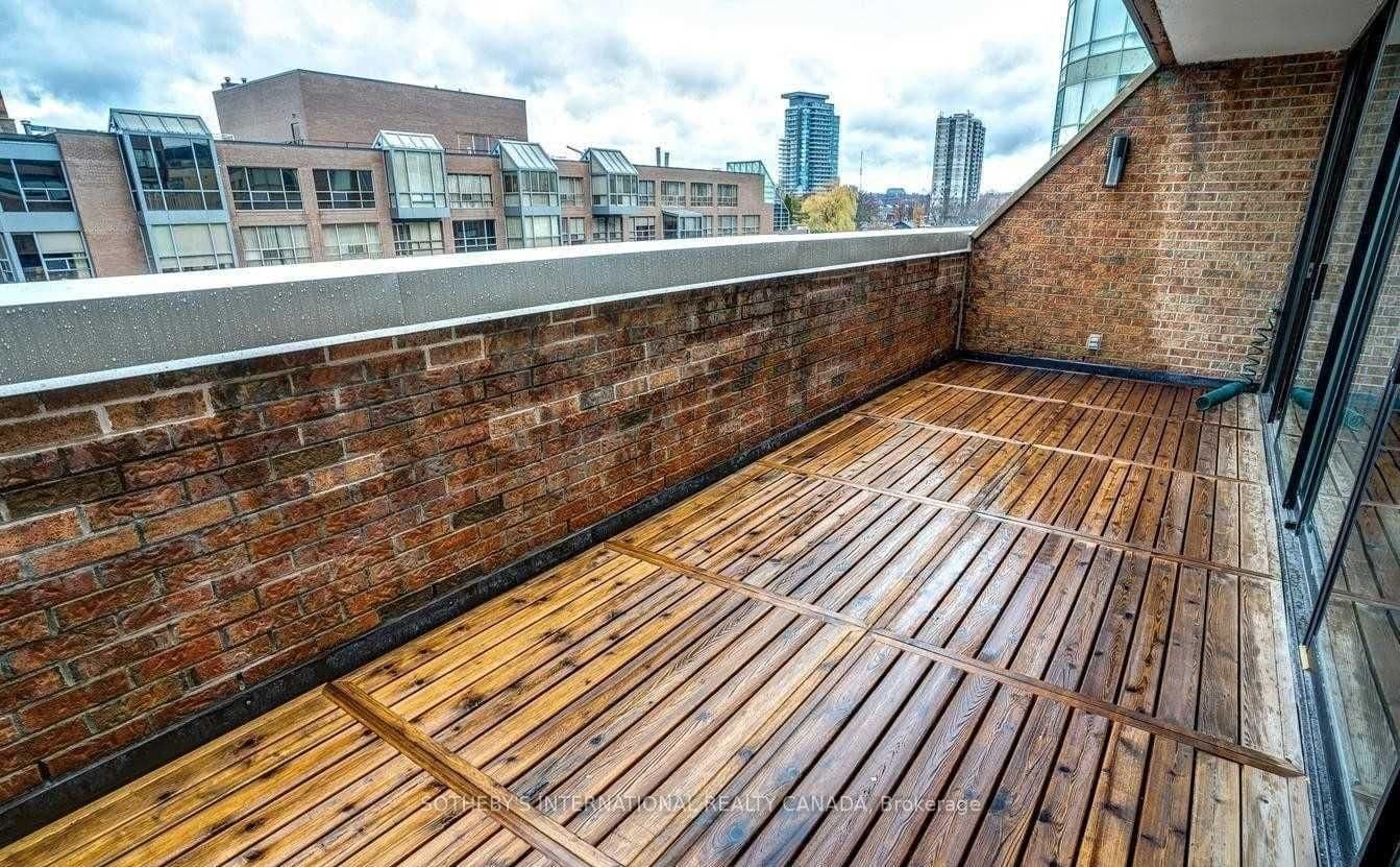 55A Avenue Road, Unit 408 thumbnail 12