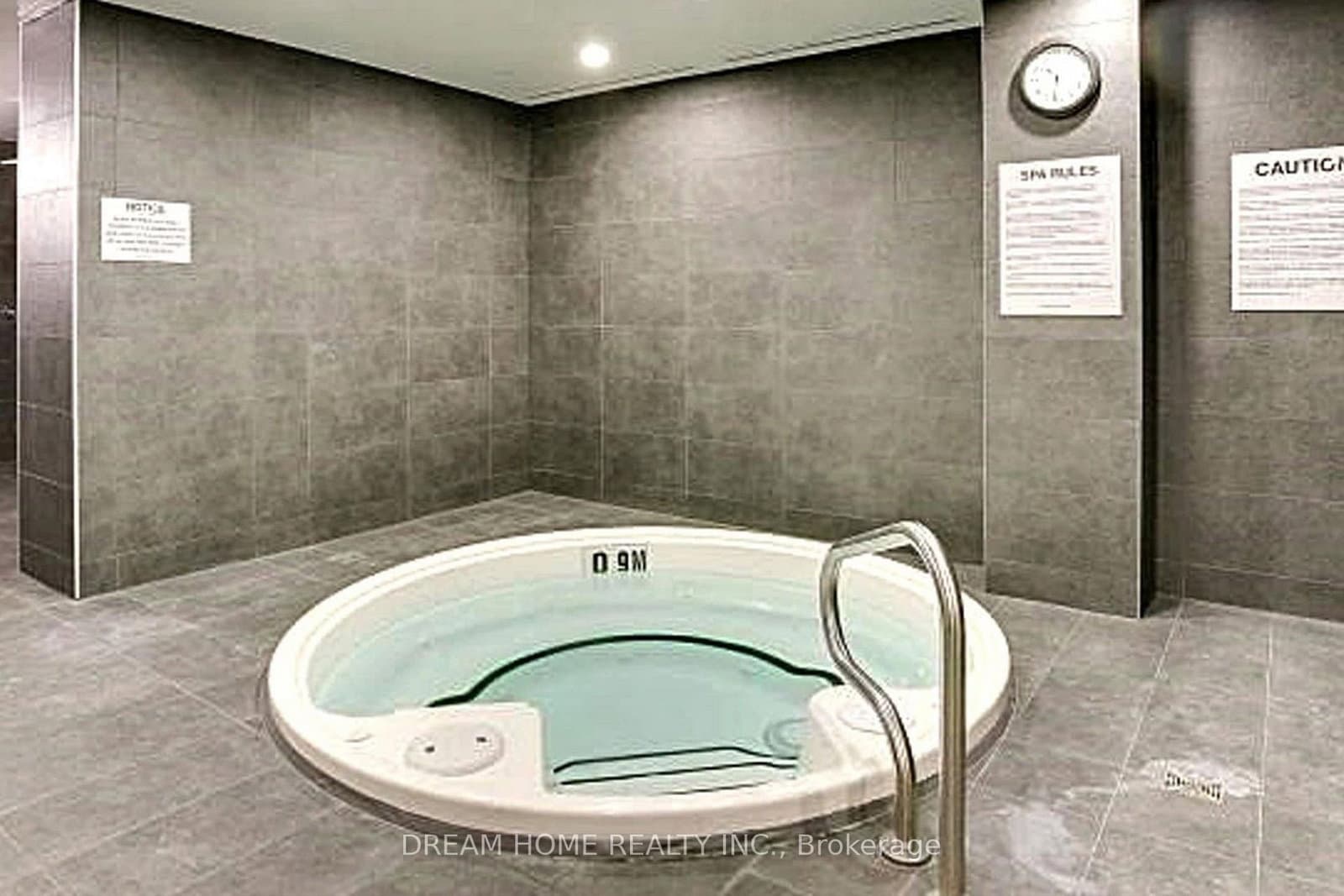 5 St Joseph Street, Unit 3801 thumbnail 19