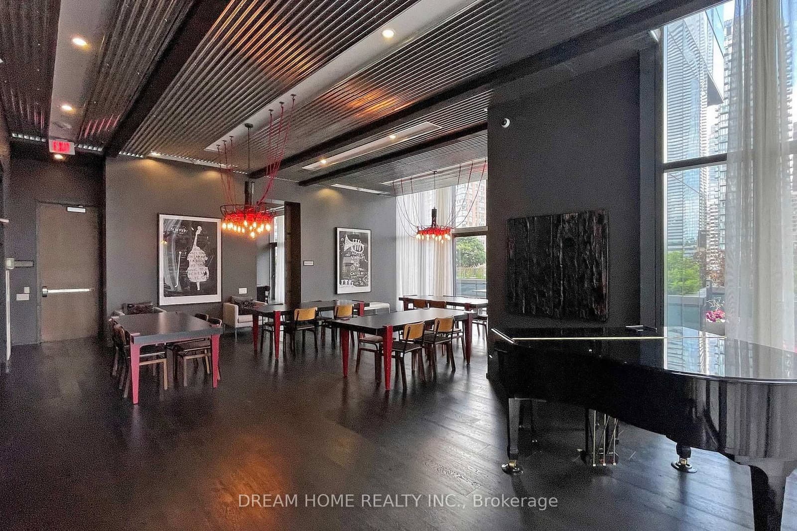 5 St Joseph Street, Unit 3801 thumbnail 21