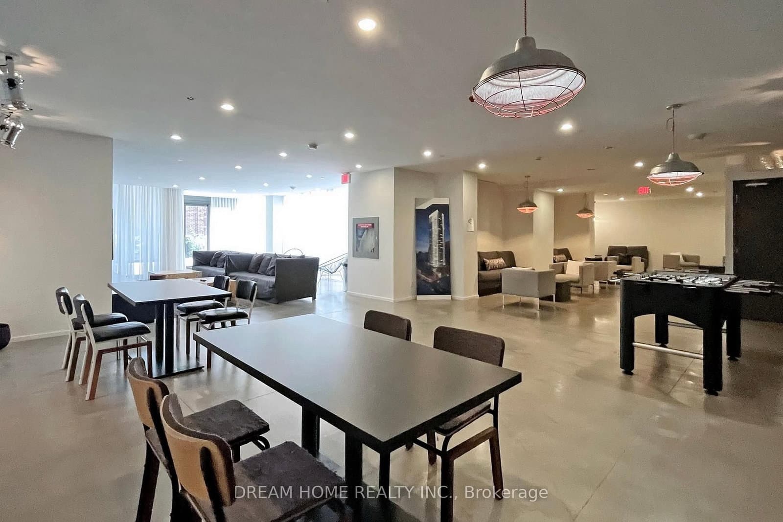 5 St Joseph Street, Unit 3801 thumbnail 22