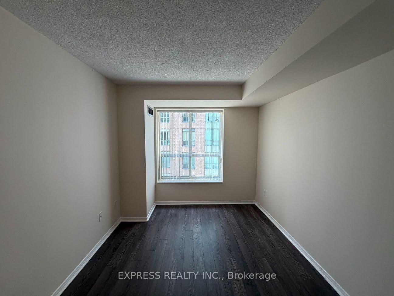 39 Pemberton Avenue, Unit PH11 thumbnail 9