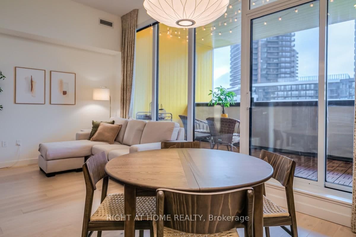 95 McMahon Drive, Unit 511 thumbnail 11