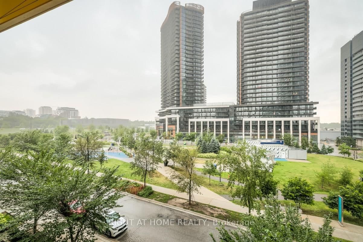 95 McMahon Drive, Unit 511 thumbnail 19