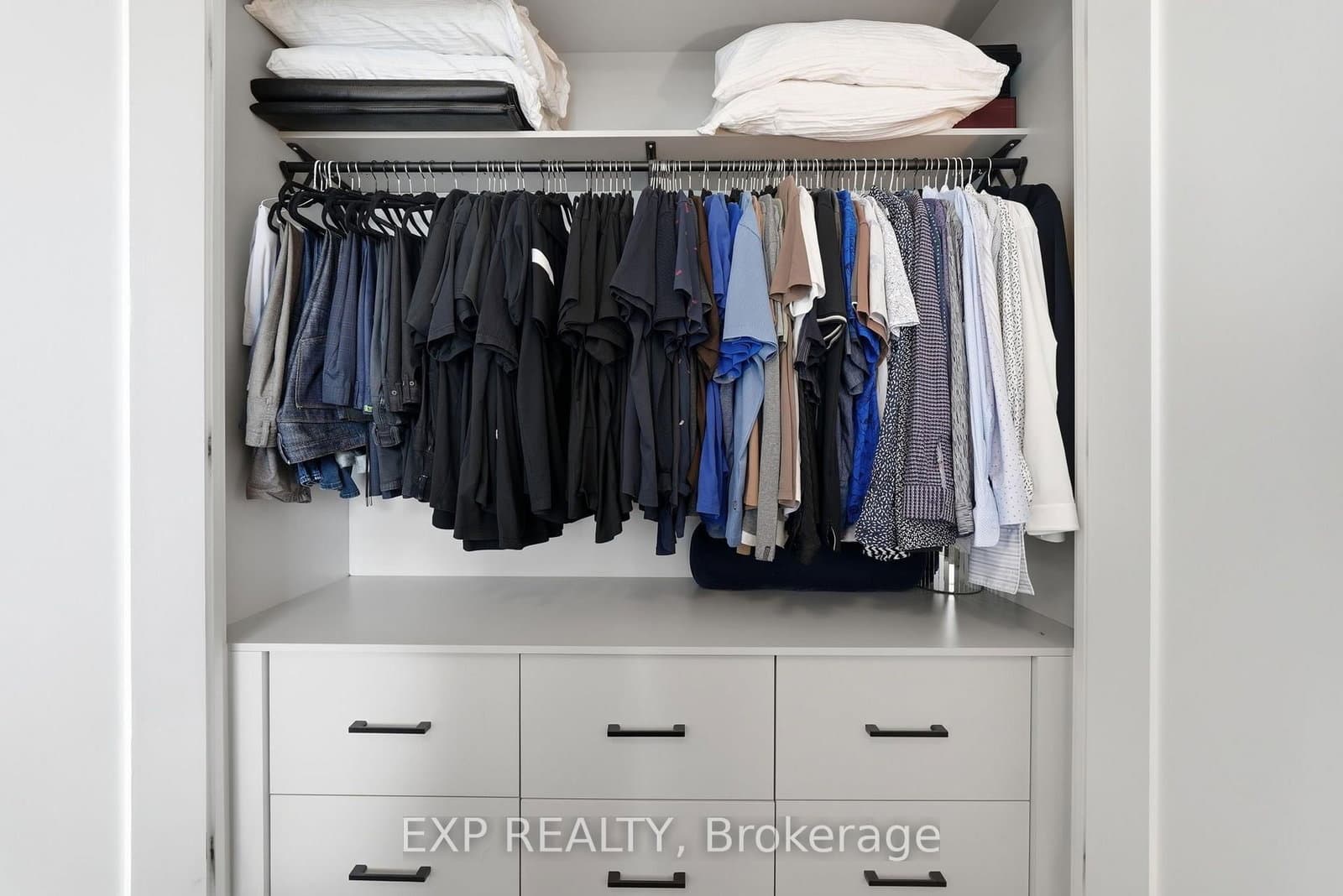 30 Inn On The Park Drive, Unit 2301 thumbnail 16