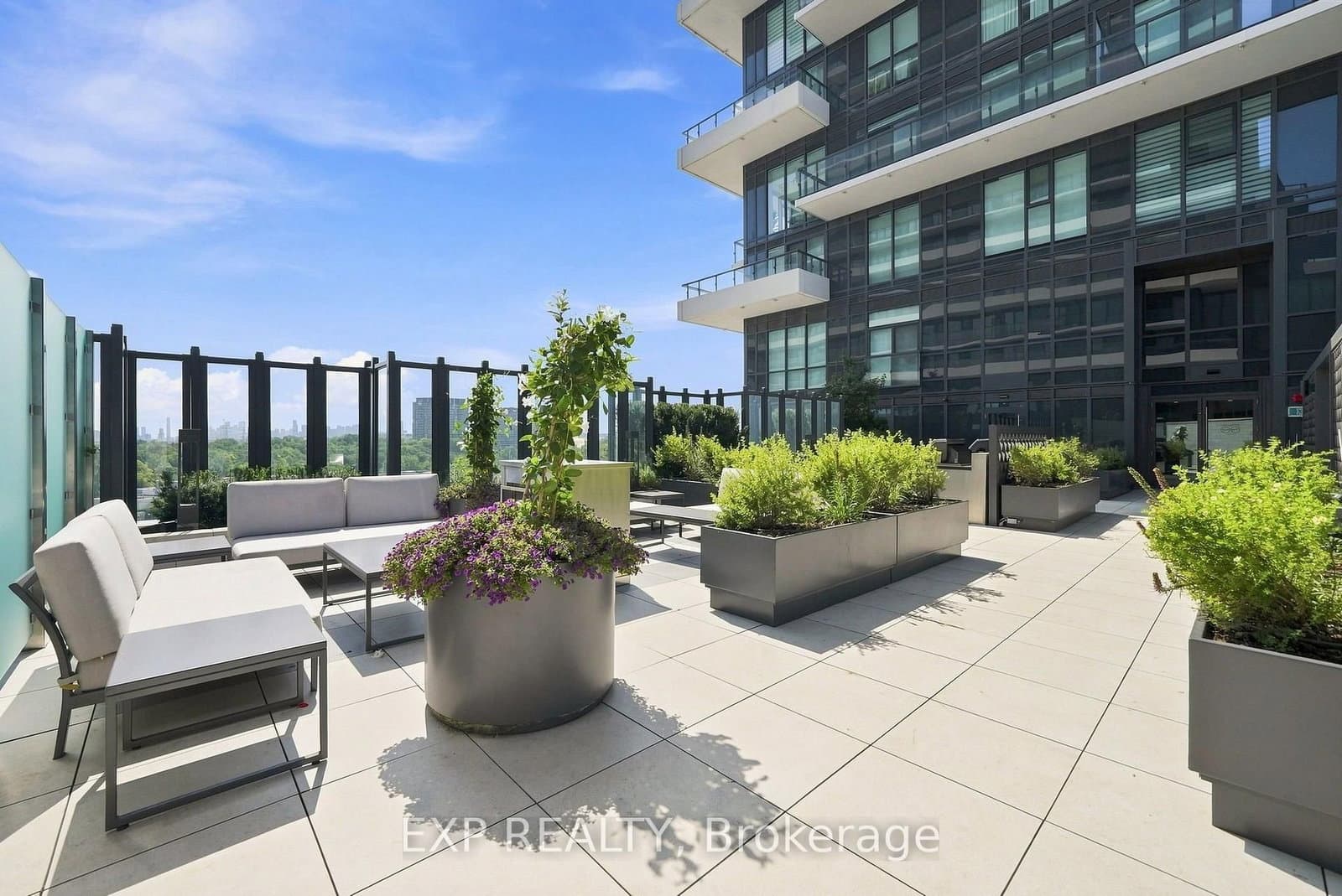 30 Inn On The Park Drive, Unit 2301 thumbnail 31