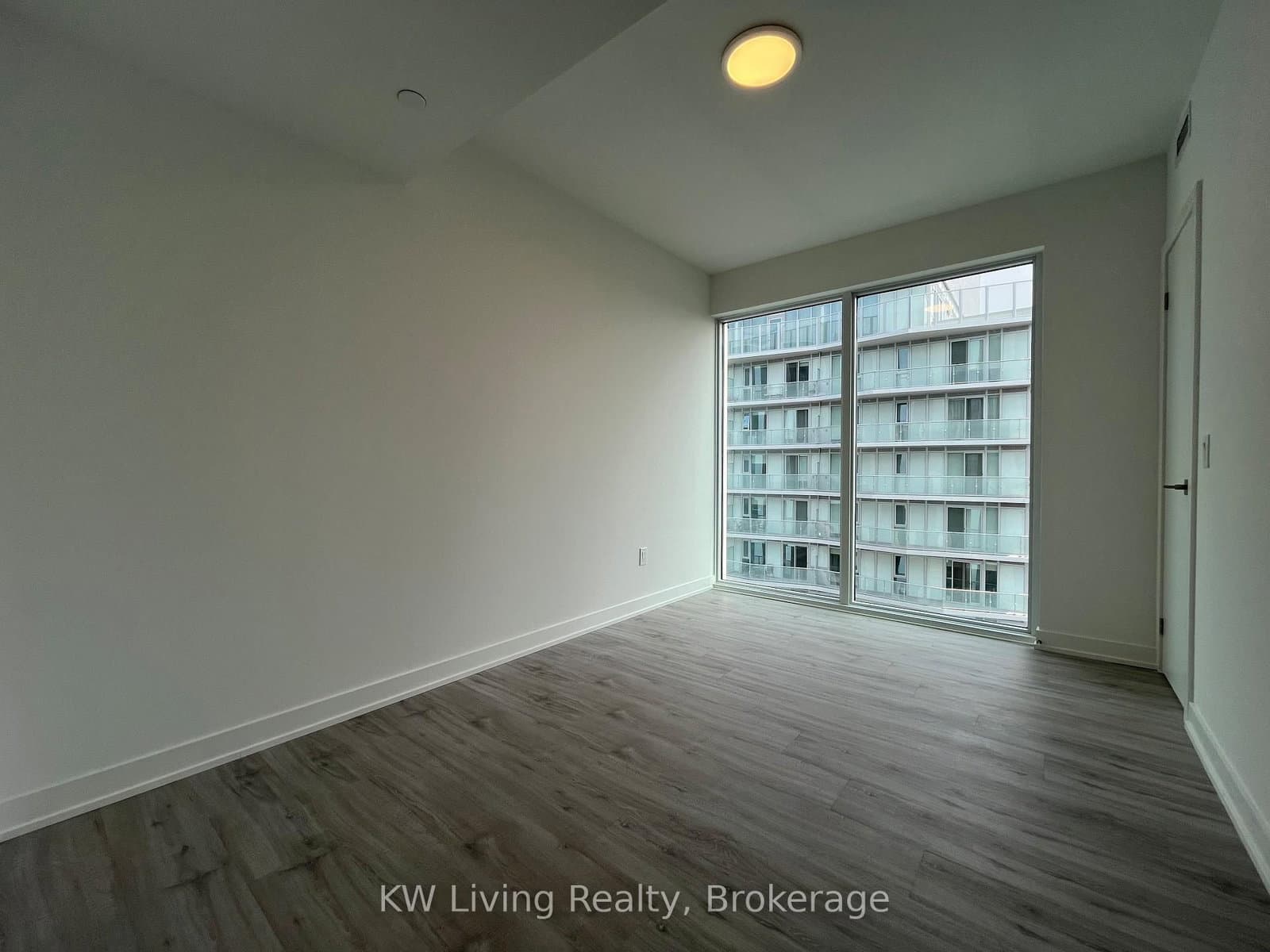 252 Church Street, Unit 5711 thumbnail 5