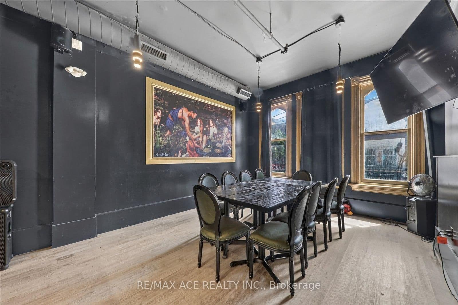 502 Queen Street W thumbnail 41