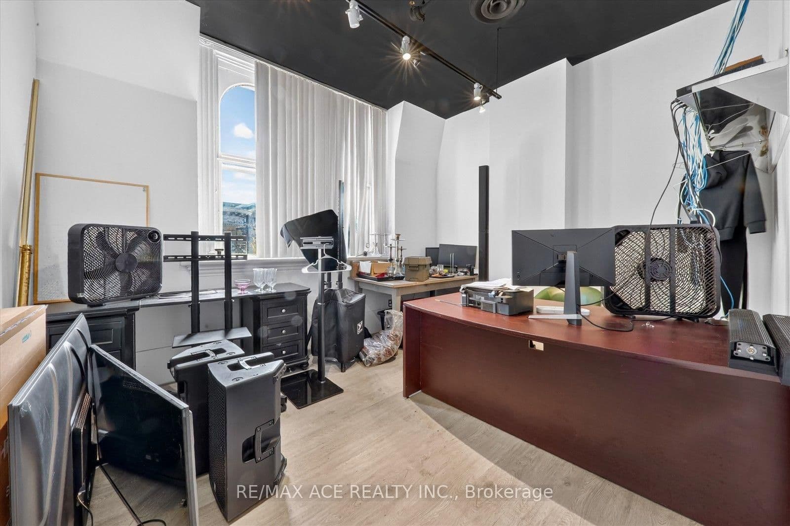 502 Queen Street W thumbnail 48