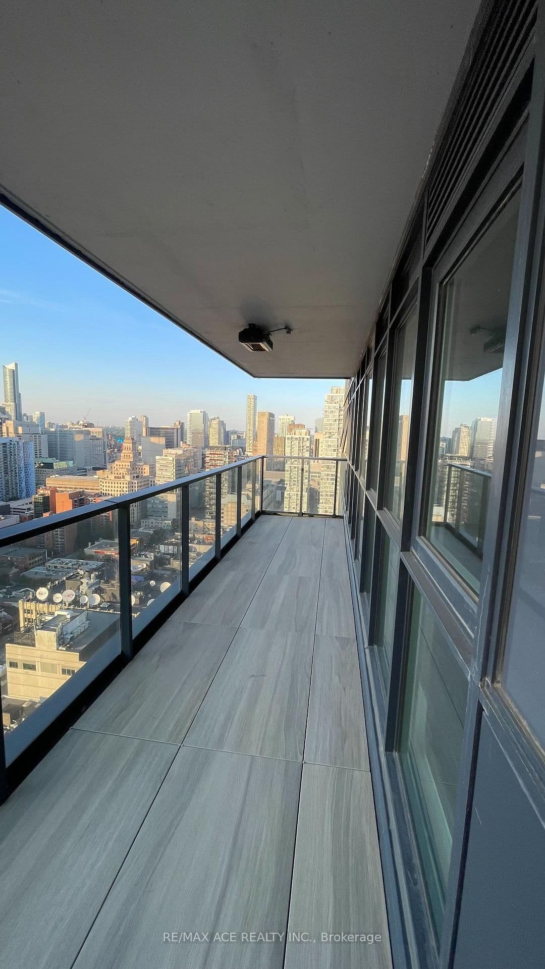 38 Widmer Street, Unit 4011 thumbnail 20