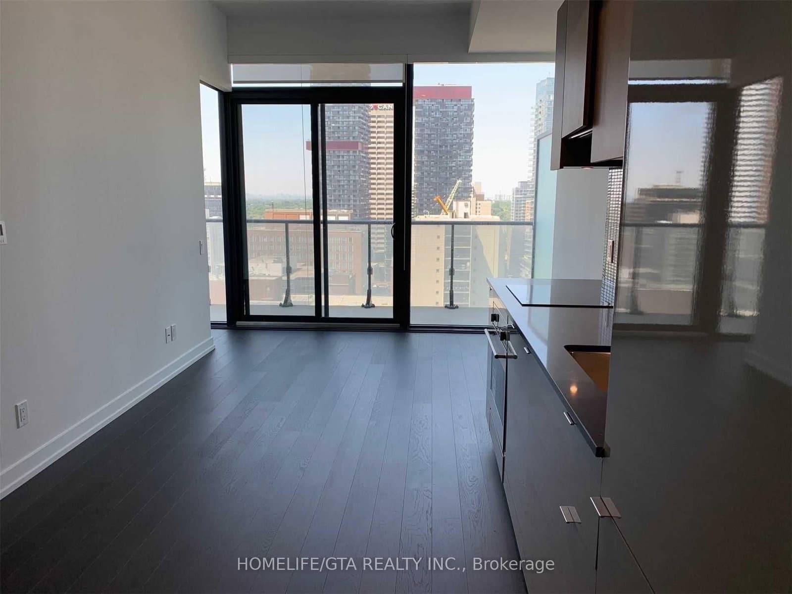 161 Roehampton Avenue, Unit 2114 thumbnail 2