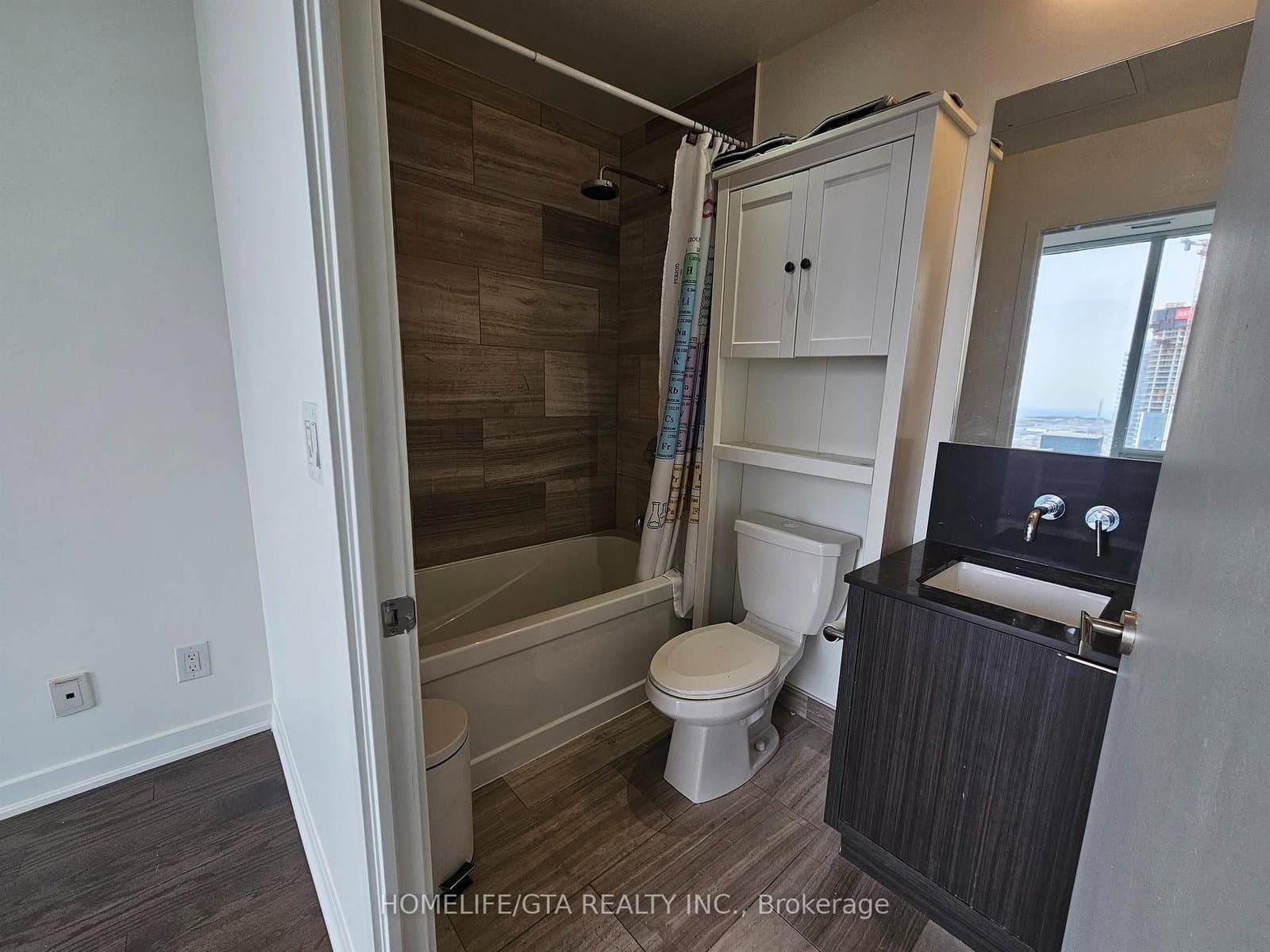 100 Harbour Street, Unit 5904 thumbnail 6
