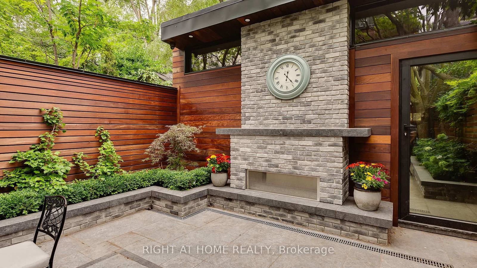 53 Hazelton Avenue thumbnail 46