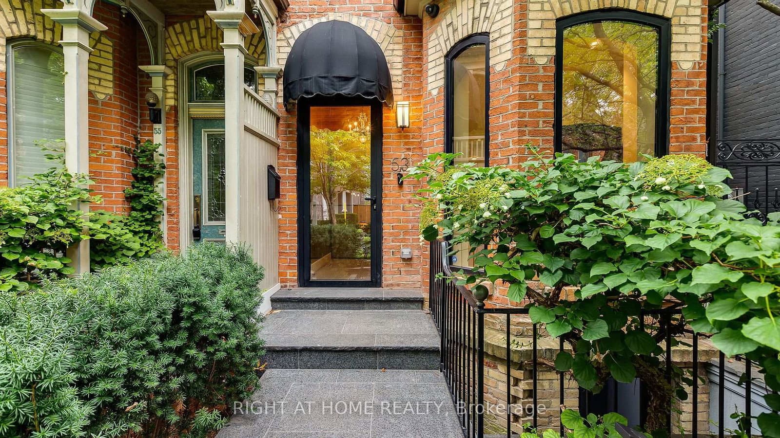 53 Hazelton Avenue thumbnail 5