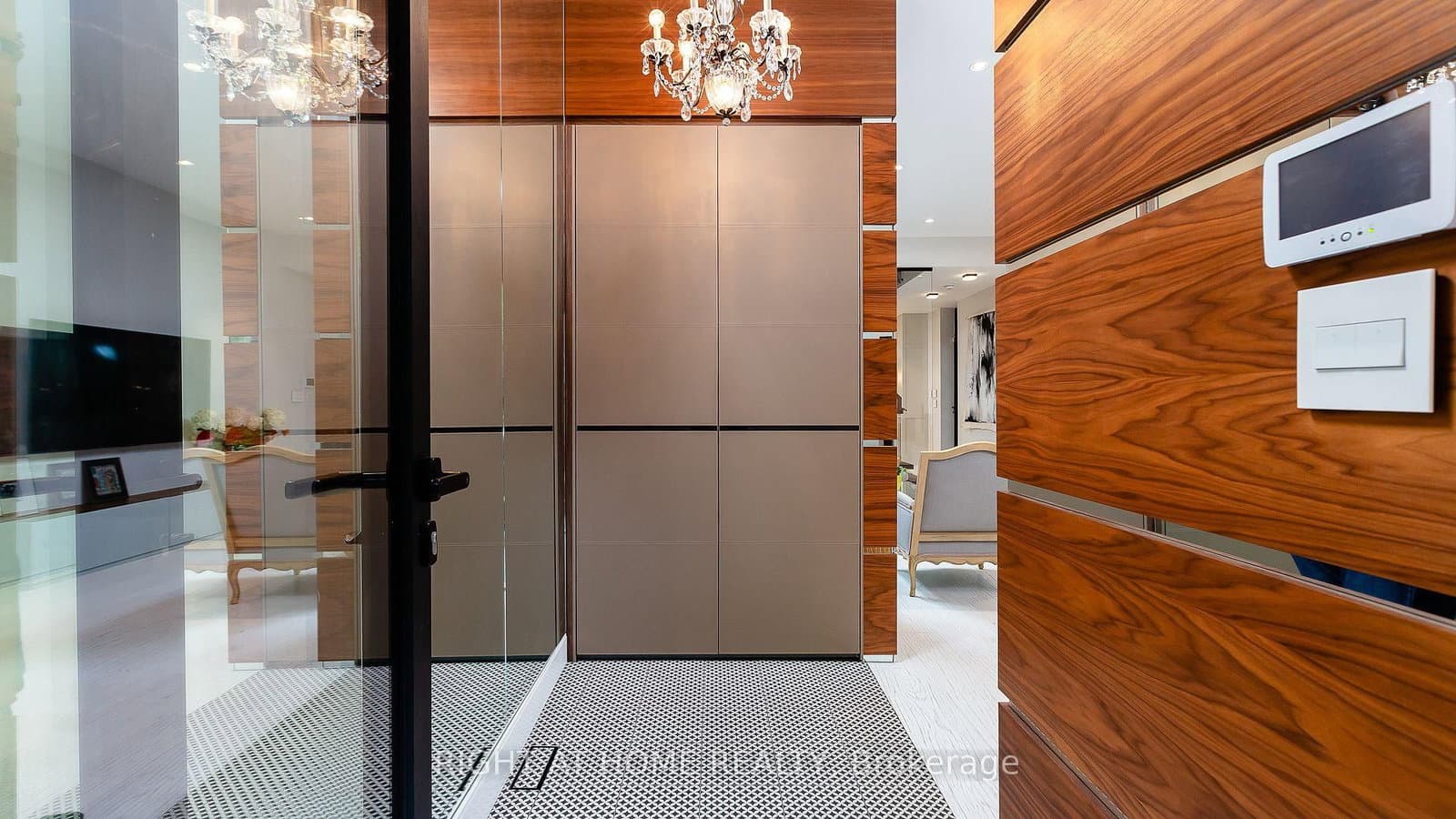 53 Hazelton Avenue thumbnail 7