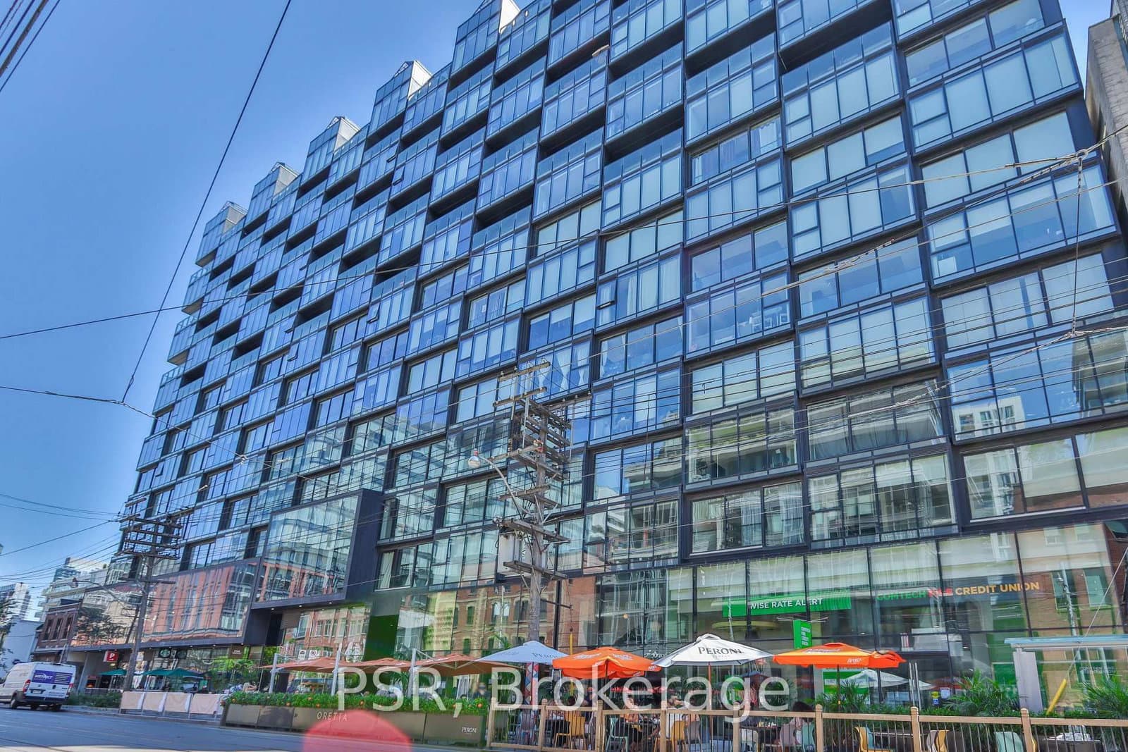 629 King Street W, Unit 220