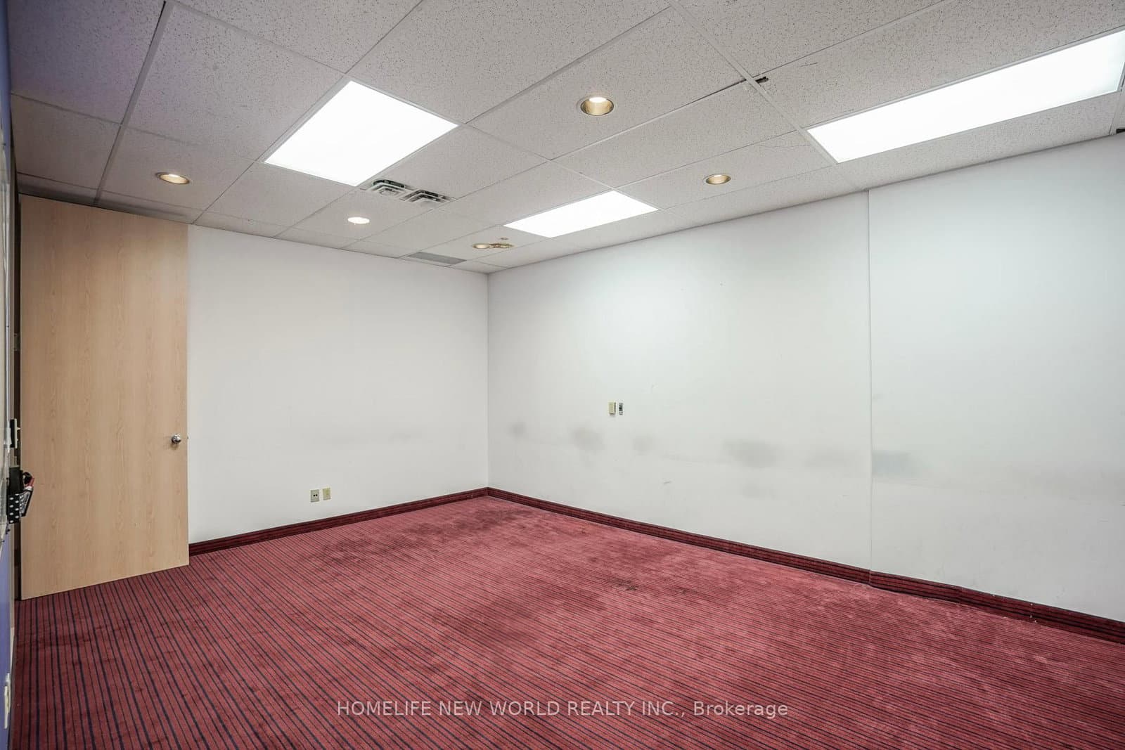 920 Yonge Street, Unit Level 7 thumbnail 34