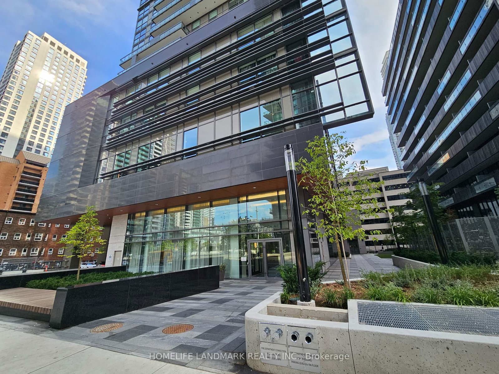 39 Roehampton Avenue, Unit #  410