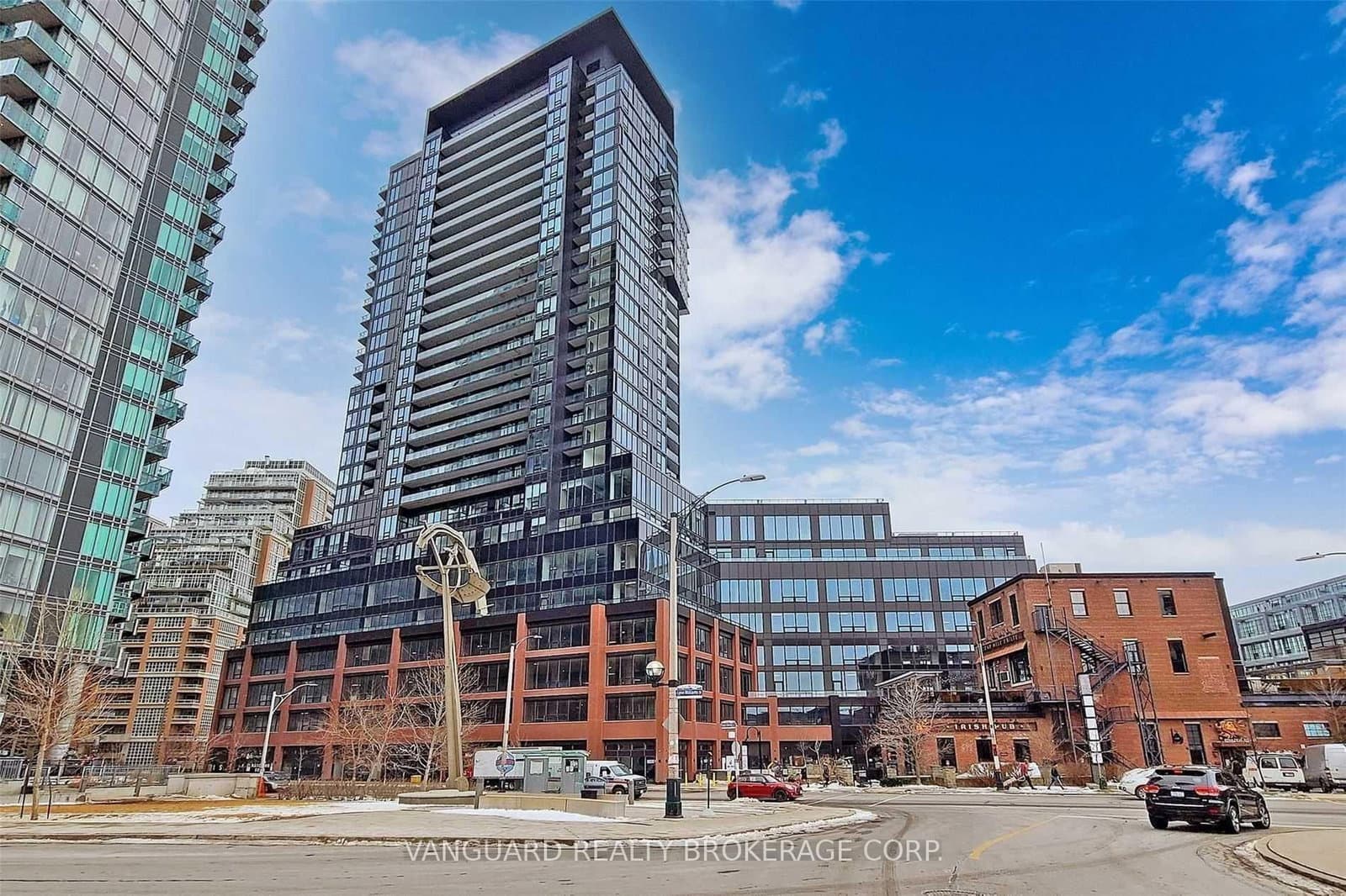 135 East Liberty Street, Unit LP10