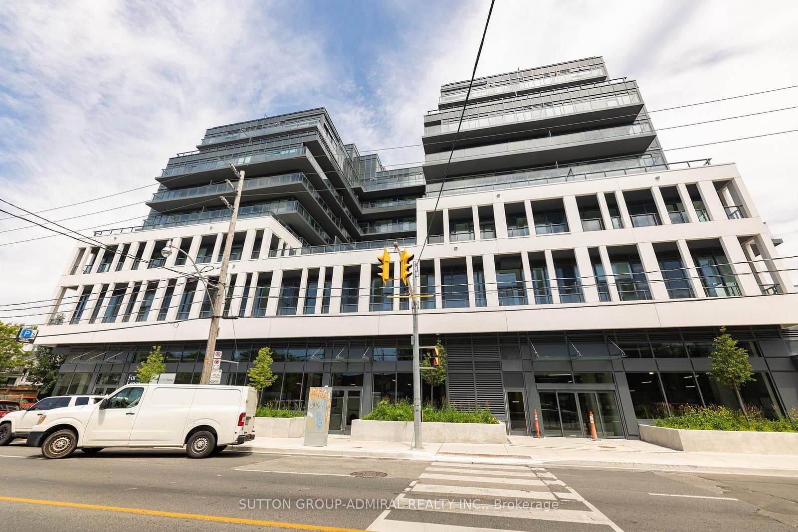 500 Dupont Street, Unit 808