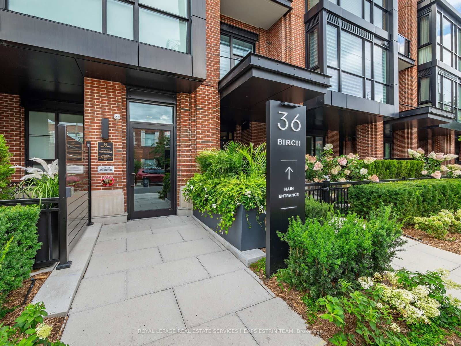 36 Birch Avenue, Unit 105
