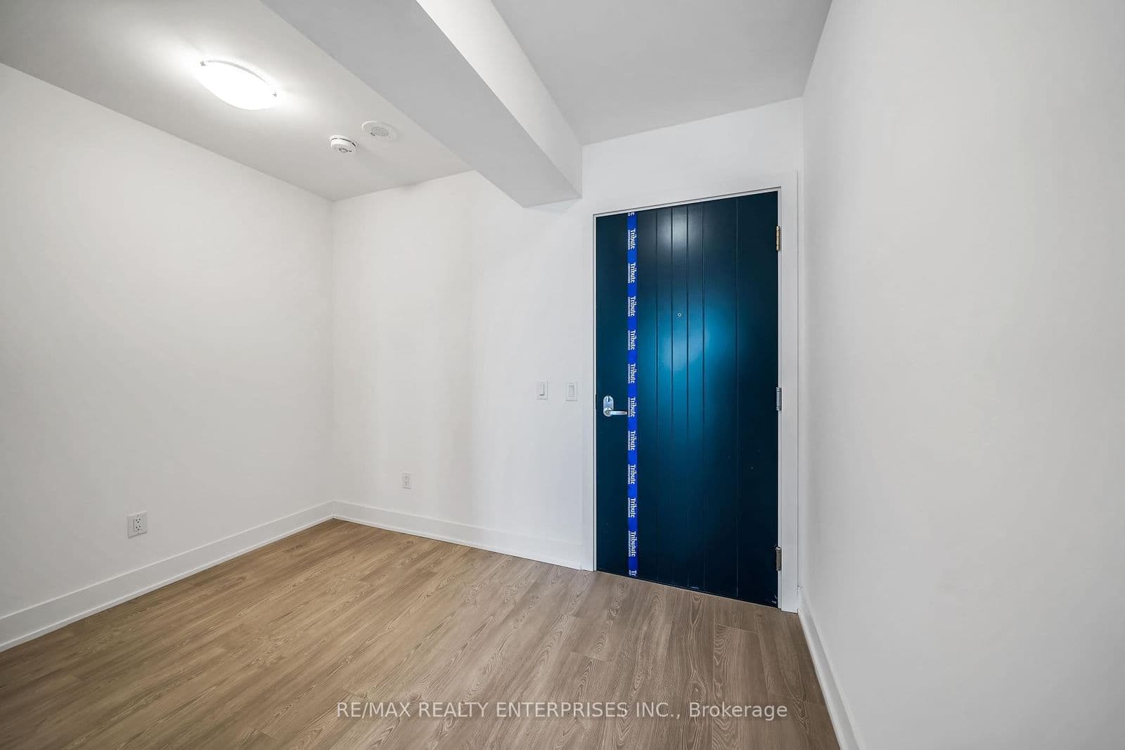 2545 Simcoe Street N, Unit 1401