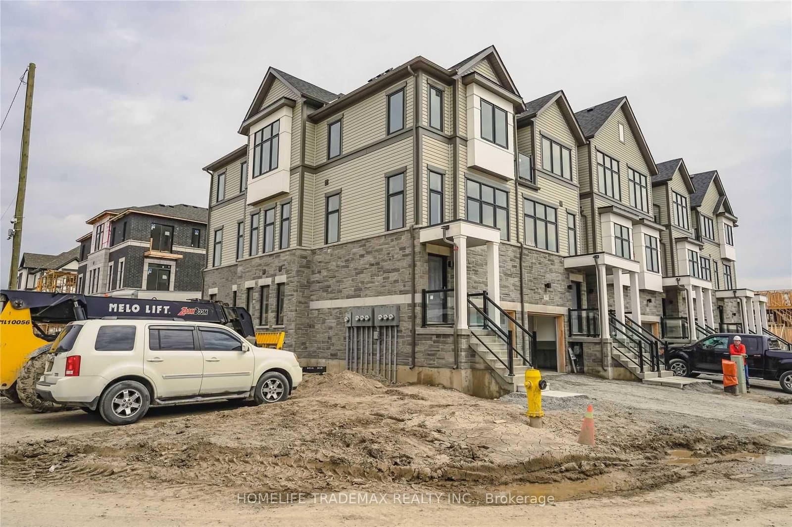 331 Okanagan Path S