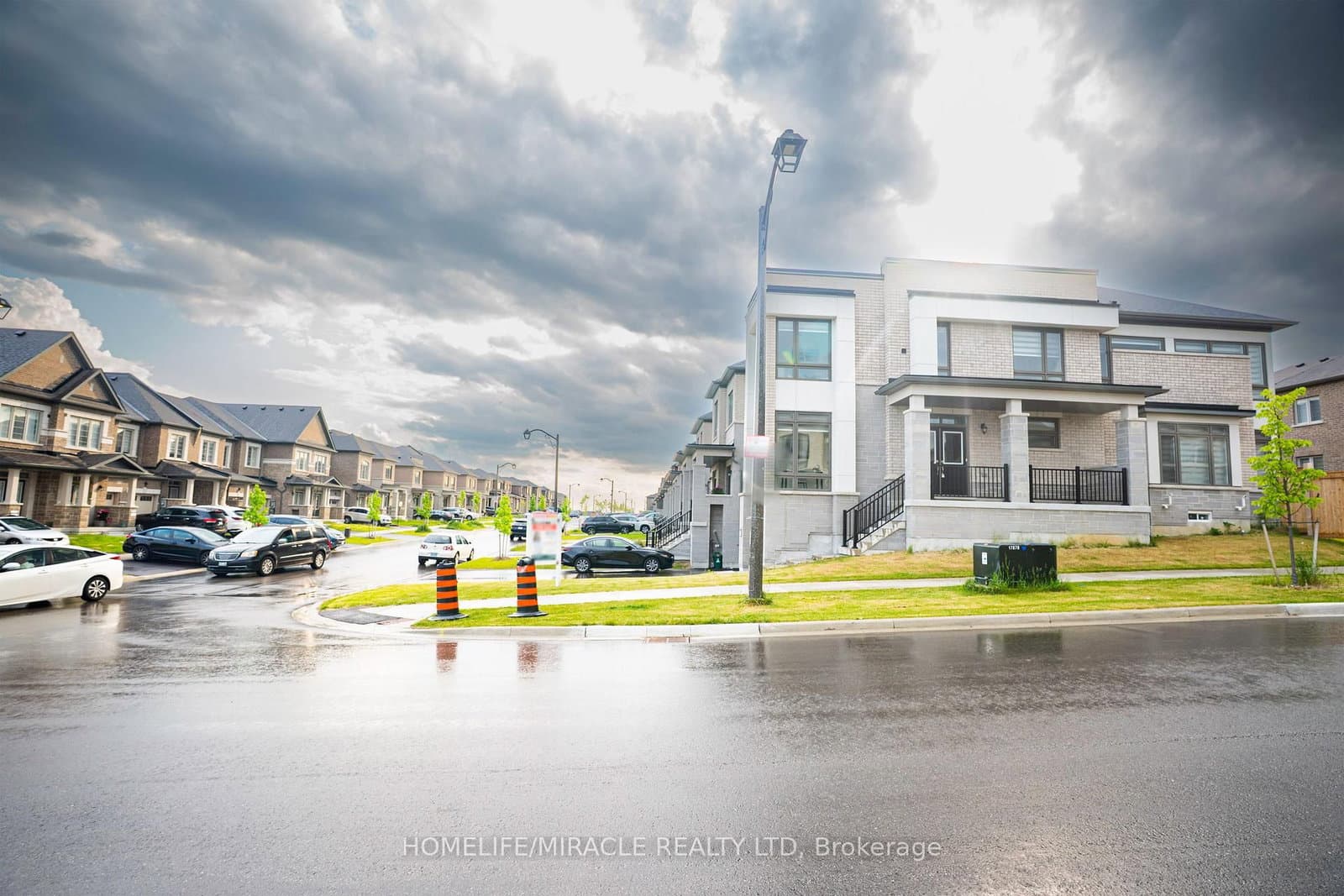 1250 Rexton Drive